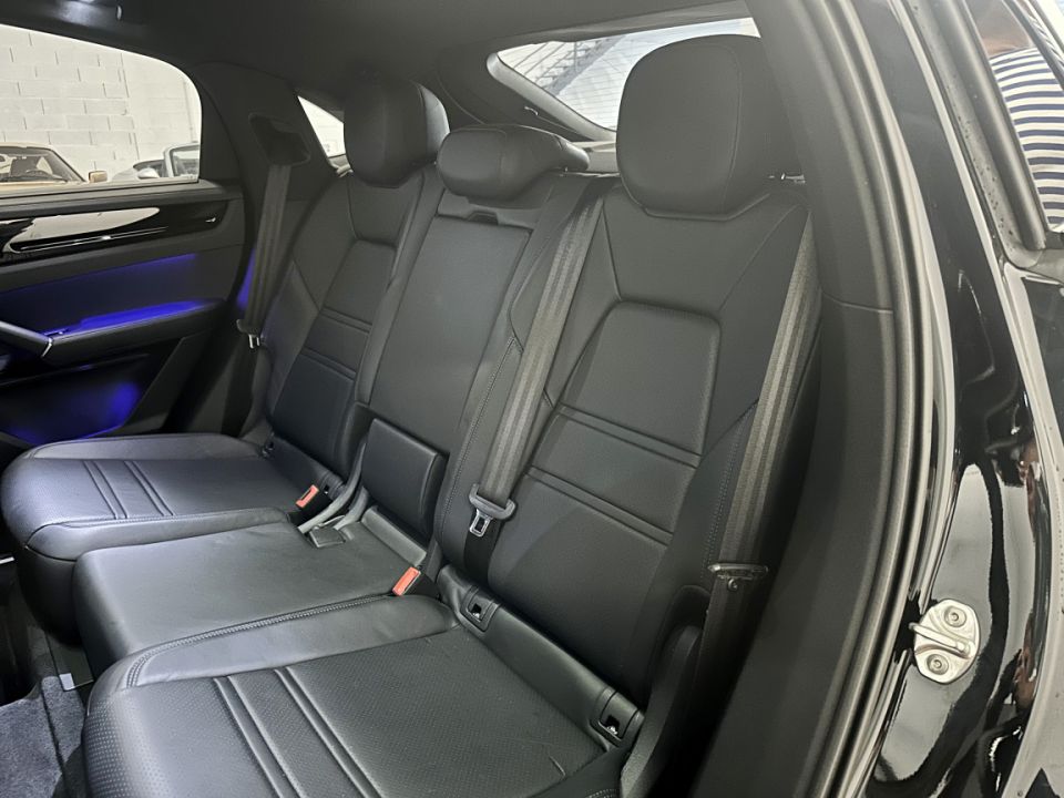 PORSCHE CAYENNE E-HYBRID Coupé V6 3.0 462ch Tiptronic8 - Le Hangar Bordelais - image 9
