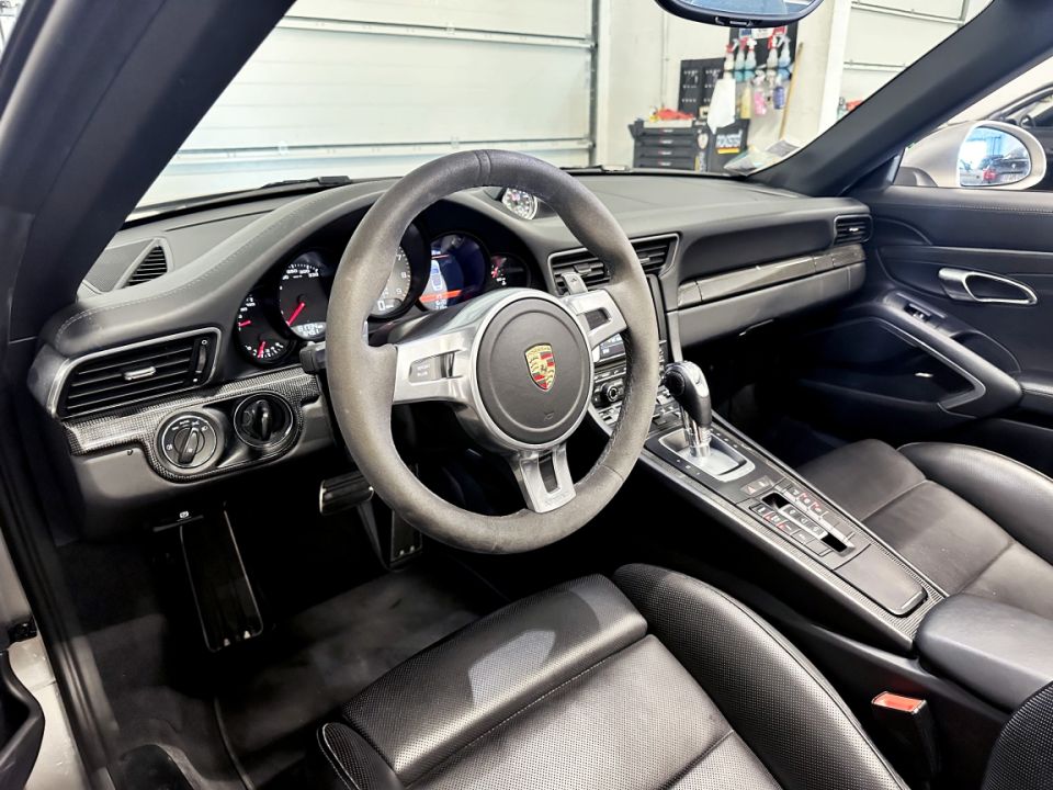 PORSCHE 911 Type 991 Carrera S Cabriolet 3.8 400ch PDK7 - Le Hangar Bordelais - image 1