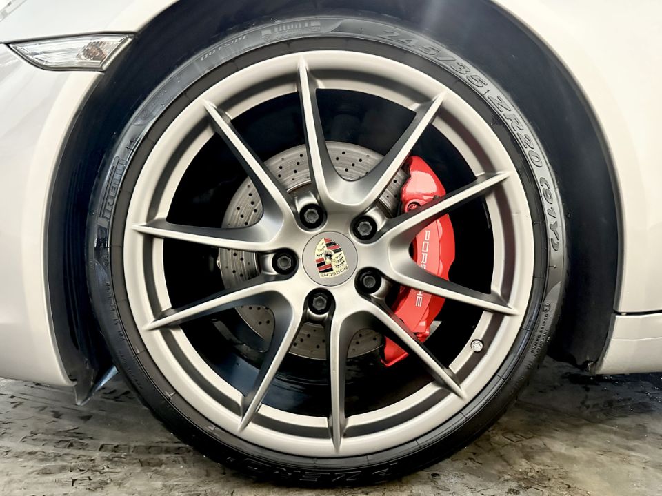 PORSCHE 911 Type 991 Carrera S Cabriolet 3.8 400ch PDK7 - Le Hangar Bordelais - image 15