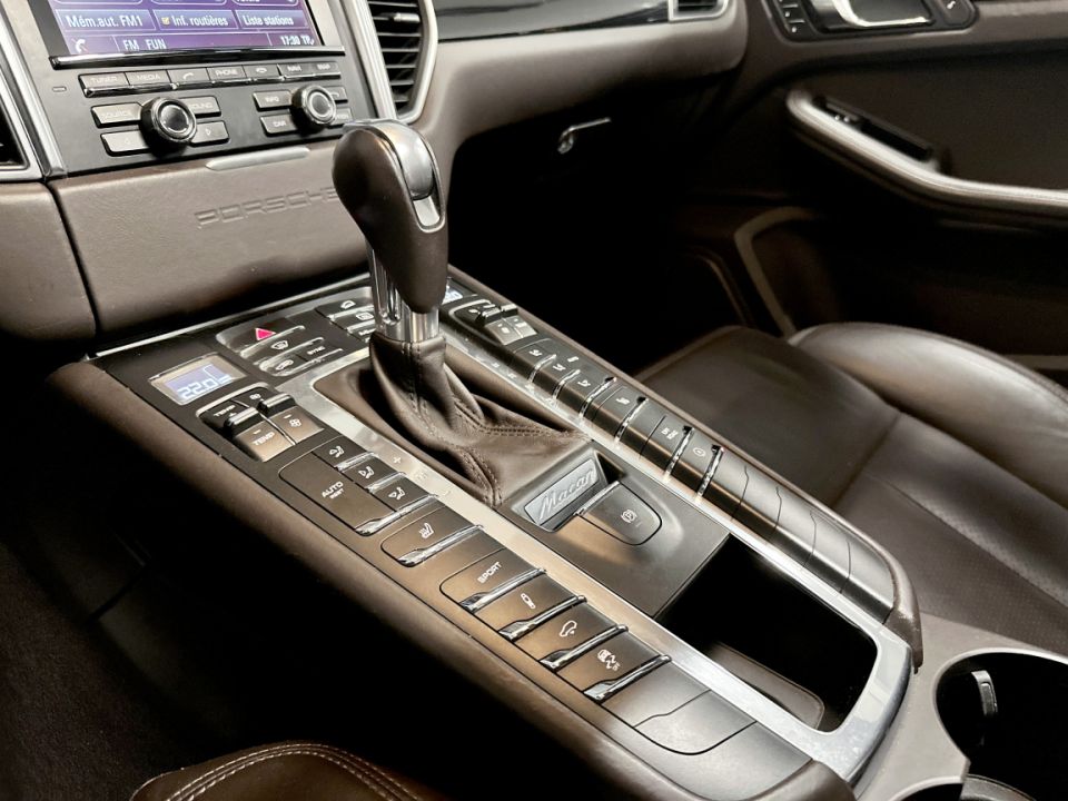 PORSCHE MACAN Turbo V6 3.6 400 ch PDK7 - Le Hangar Bordelais - image 17