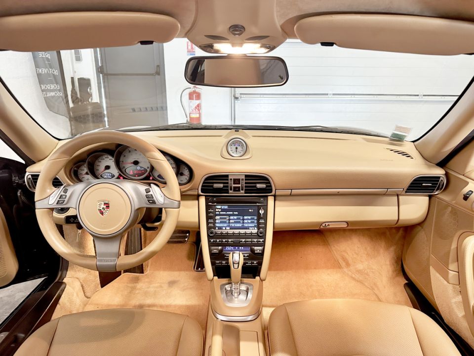 PORSCHE 911 Type 997.2 Carrera 4S Coupé 3.8 385ch PDK7 - Le Hangar Bordelais - image 9