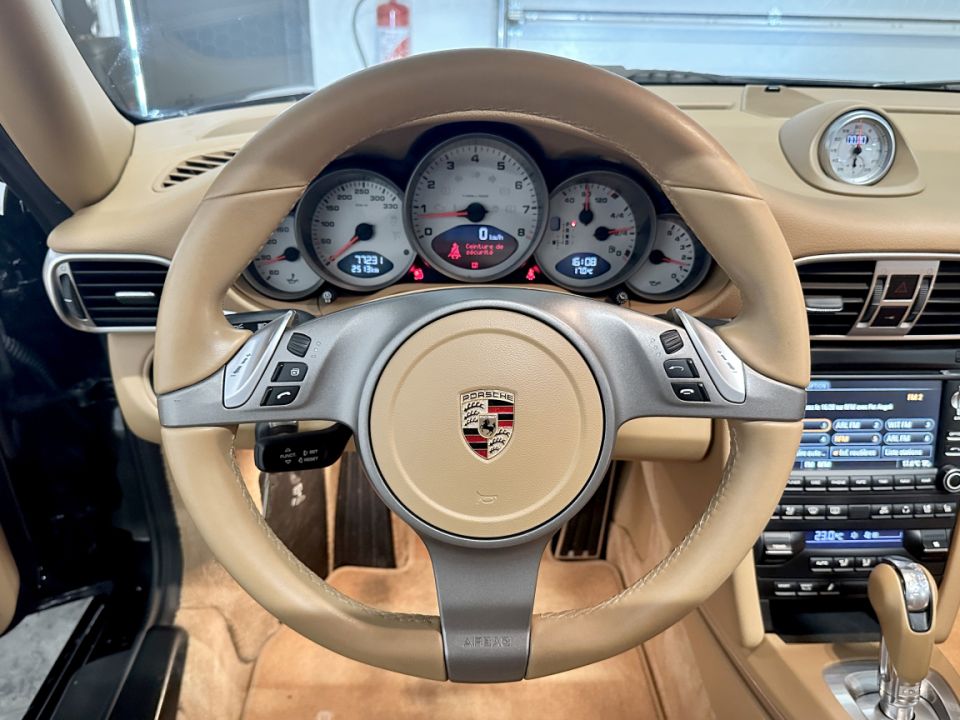 PORSCHE 911 Type 997.2 Carrera 4S Coupé 3.8 385ch PDK7 - Le Hangar Bordelais - image 11