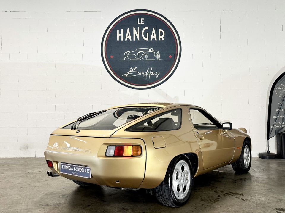 PORSCHE 928 V8 4.5 240ch BVA3 - Le Hangar Bordelais - image 8