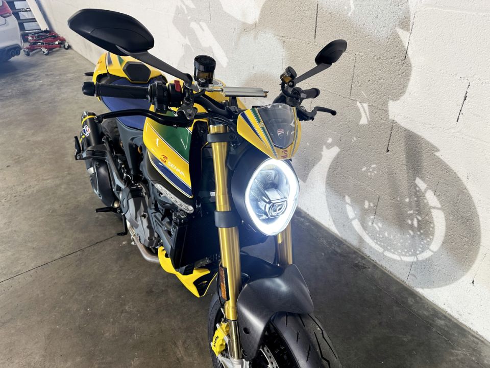 Ducati Monster 937 Senna Edition 111ch BVM6 N°33/341 - Performance et Exclusivité - 26 990 € - image 17
