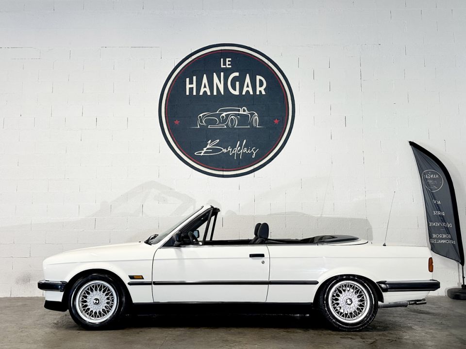 B.M.W. SERIE 3 E30 320i 2.0 129ch Cabriolet BVM5 - Le Hangar Bordelais - image 2