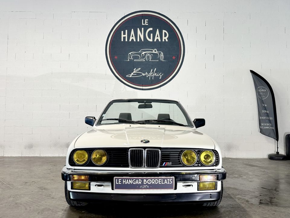 B.M.W. SERIE 3 E30 320i 2.0 129ch Cabriolet BVM5 - Le Hangar Bordelais - image 14