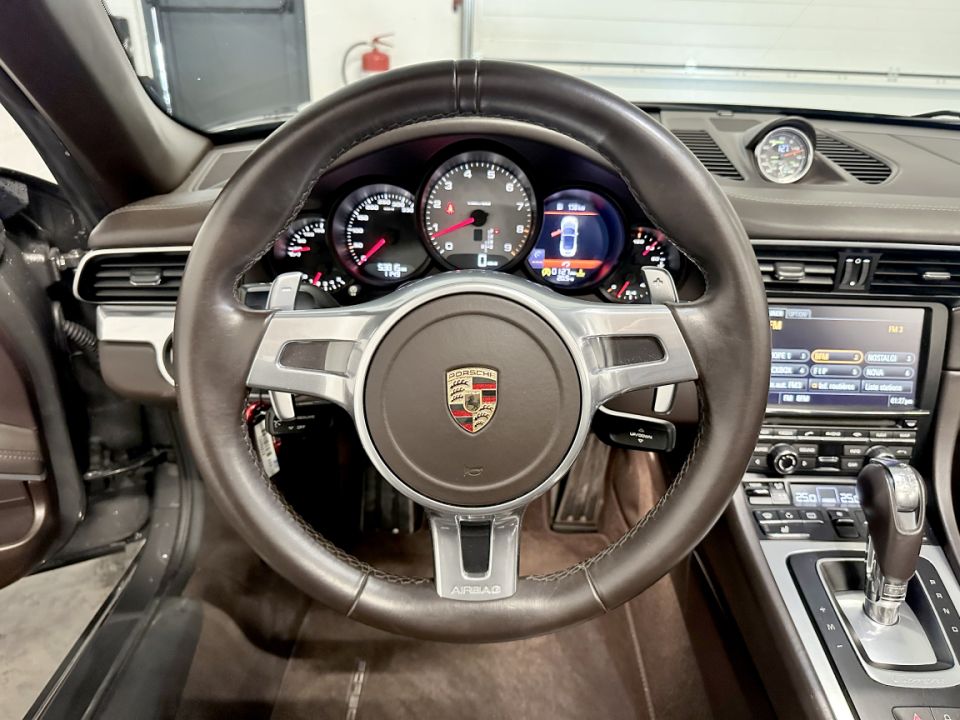 Porsche 911 Type 991 Carrera S Cabriolet 3.8 400ch PDK7 - Élégance et Performance - 94 990 € - image 11