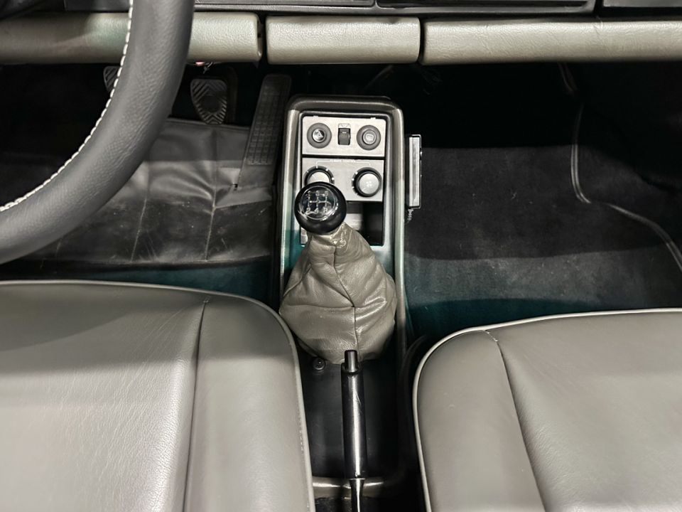 PORSCHE 911 Type 3.2 Cabriolet 231ch BVM5 - Élégance et Performance - 76 990 € - image 20