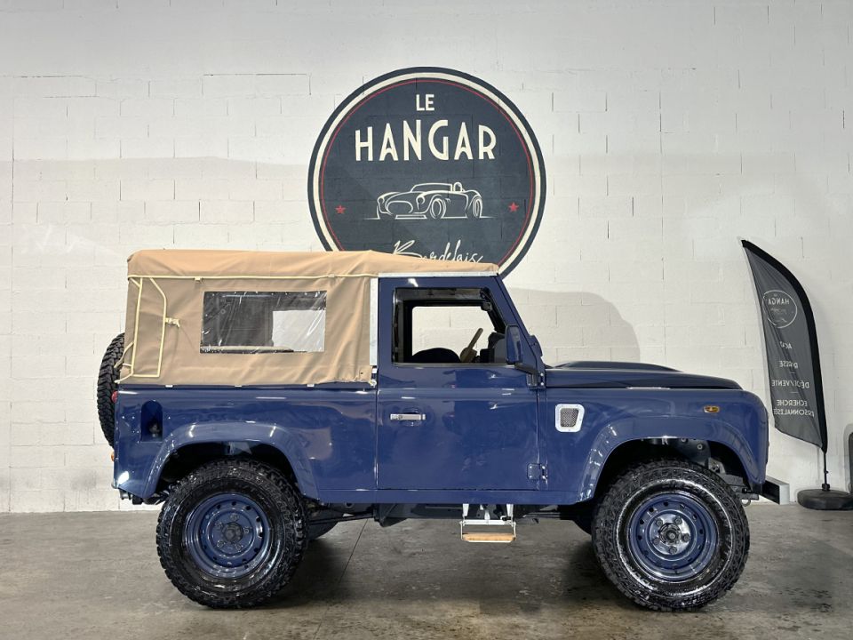 LAND ROVER DEFENDER 90 STATION WAGON 2.2 TD4 122ch BVM6 Soft Top - Le Hangar Bordelais - image 10