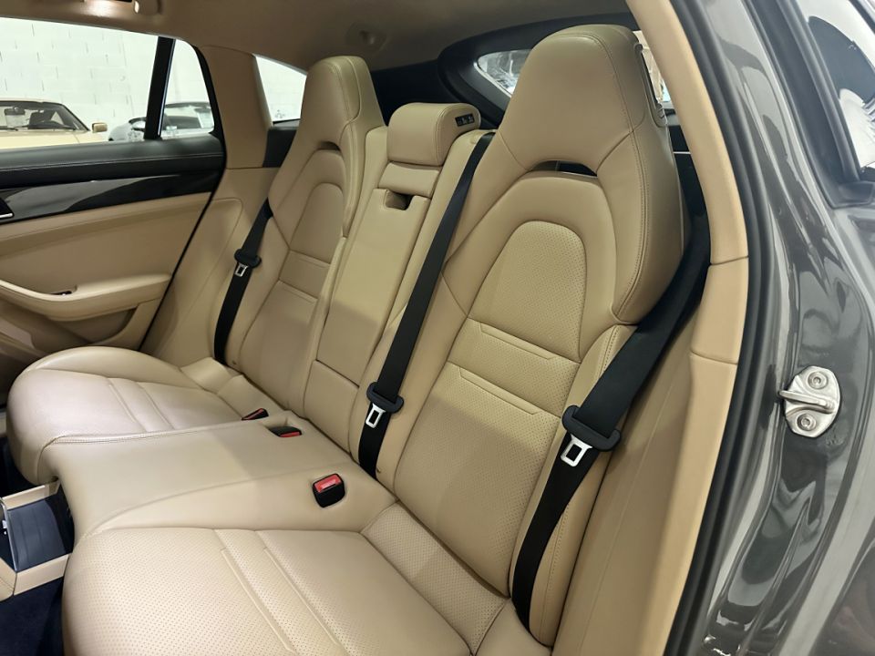 Porsche Panamera 4 Sport Turismo V6 2.9 462ch PDK8 - Performances et Élégance - 66 990 € - image 9