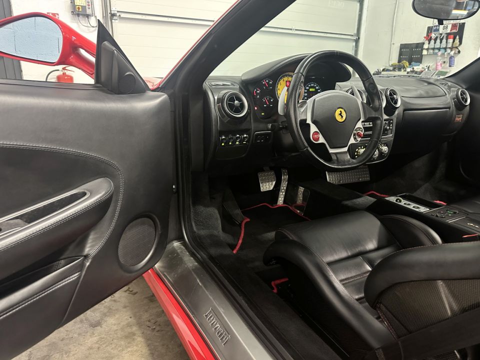 Ferrari F430 Coupé V8 4.3 490ch F1 - Un Coupé d’Exception - 114 990 € - image 16