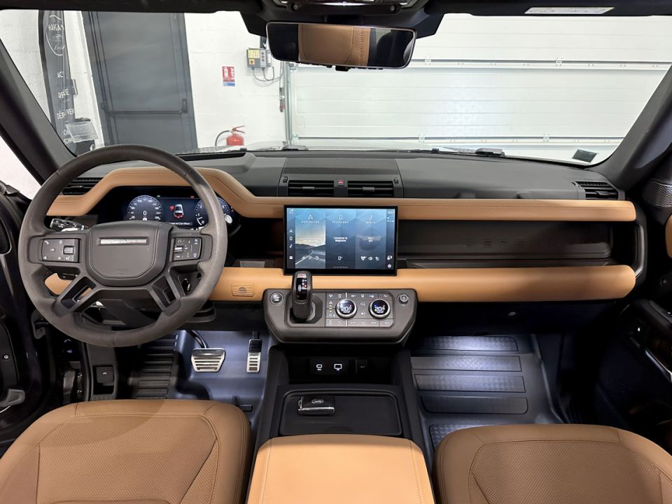 LAND ROVER DEFENDER 90 P525 V8 5.0 525ch BVA8 - Le Hangar Bordelais - image 9