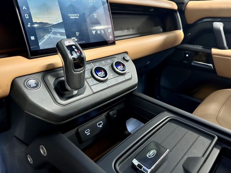 LAND ROVER DEFENDER 90 P525 V8 5.0 525ch BVA8 - Le Hangar Bordelais - image 16