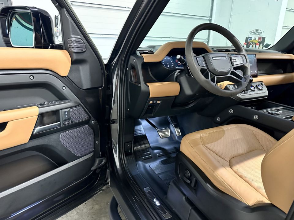 LAND ROVER DEFENDER 90 P525 V8 5.0 525ch BVA8 Storm Grey métallisée - 114 990 € - image 17