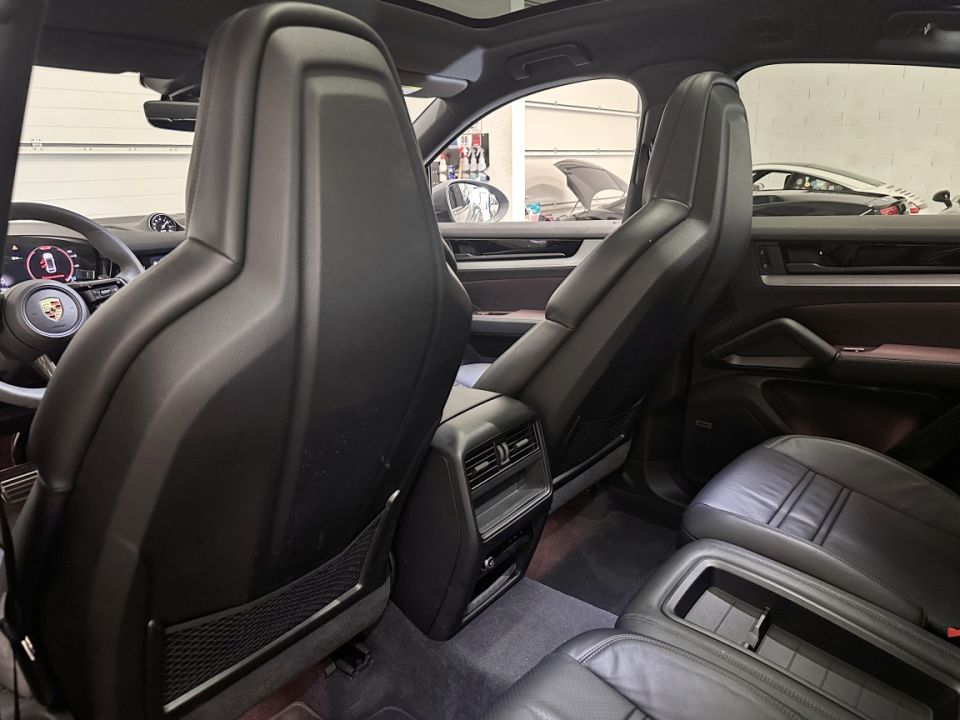 Porsche Cayenne S E-Hybrid Coupé V6 3.0 519ch BVA8 - Performance et Innovation - 128 990 € - image 7