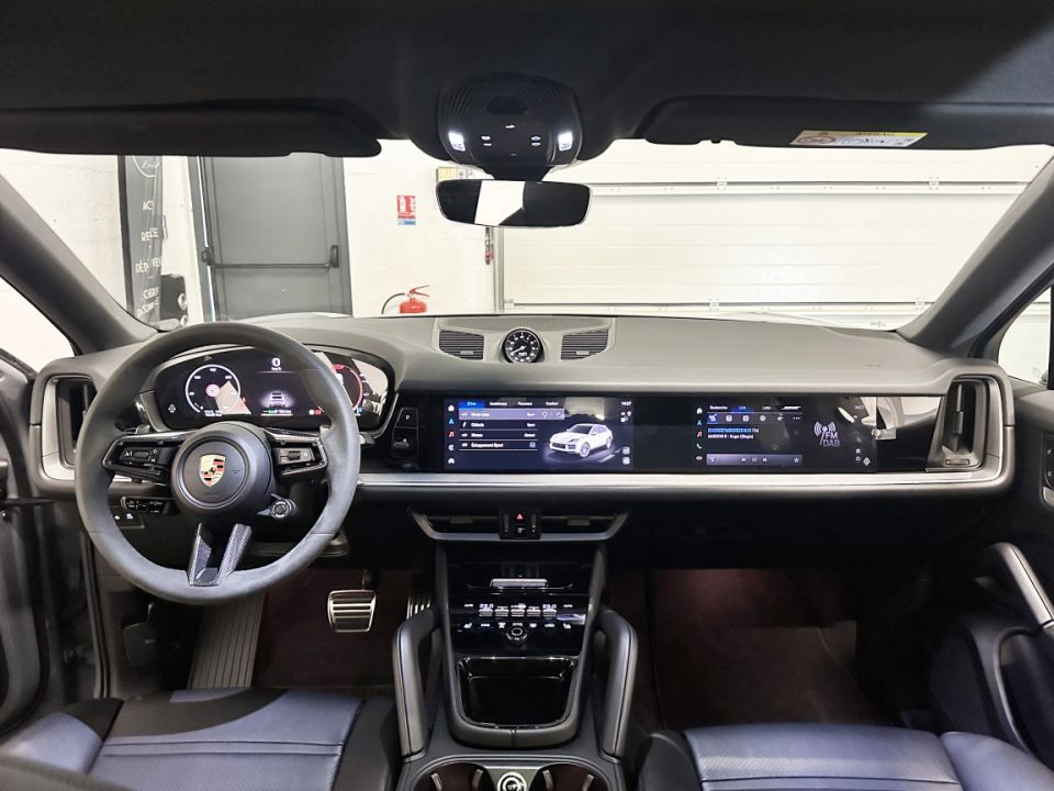 Porsche Cayenne S E-Hybrid Coupé V6 3.0 519ch BVA8 - Performance et Innovation - 128 990 € - image 11