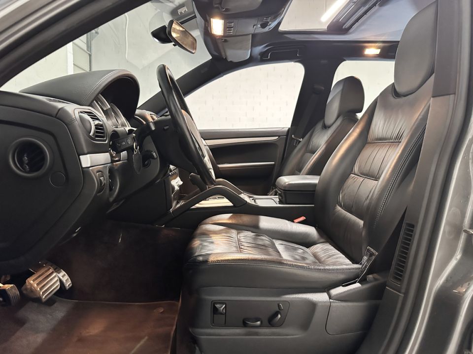 Porsche Cayenne S V8 4.8 385ch S Tiptronic - SUV haut de gamme - 14 990 € - image 5