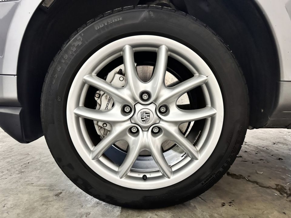 Porsche Cayenne S V8 4.8 385ch S Tiptronic - SUV haut de gamme - 14 990 € - image 15