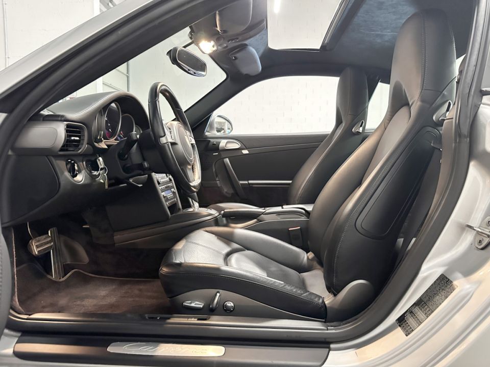 Porsche 911 Type 997.2 Carrera Coupé 3.6 345ch PDK7 - Performances et Élégance - 64 990 € - image 5