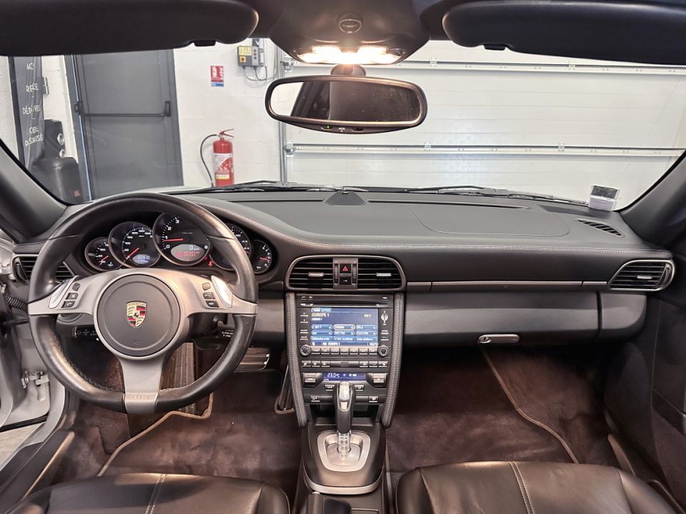 Porsche 911 Type 997.2 Carrera Coupé 3.6 345ch PDK7 - Performances et Élégance - 64 990 € - image 9