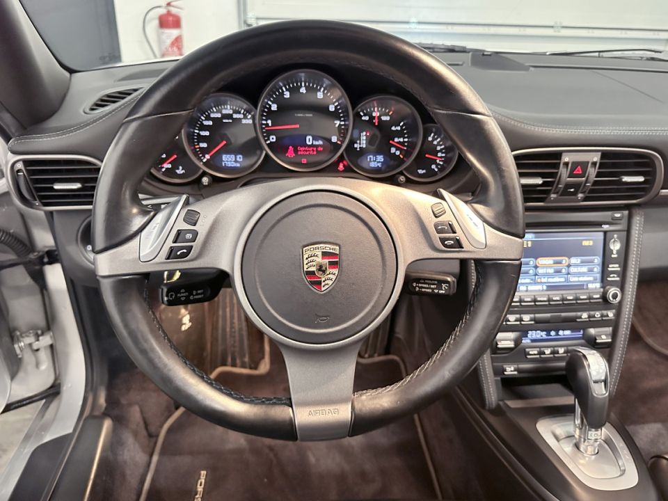 Porsche 911 Type 997.2 Carrera Coupé 3.6 345ch PDK7 - Performances et Élégance - 64 990 € - image 11