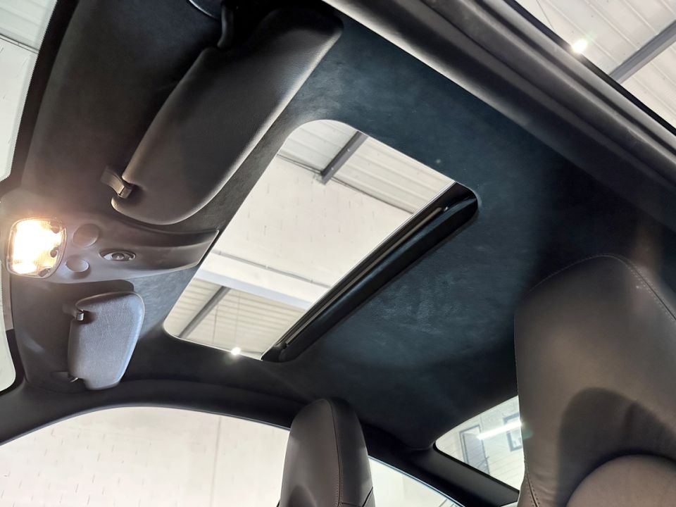 Porsche 911 Type 997.2 Carrera Coupé 3.6 345ch PDK7 - Performances et Élégance - 64 990 € - image 17