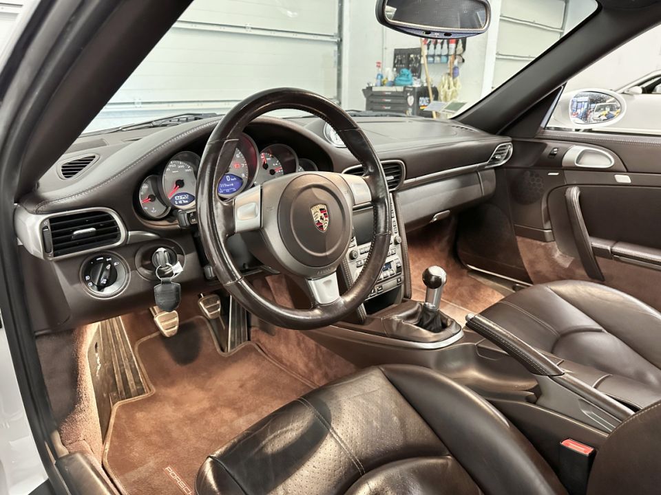 Porsche 911 Type 997 Turbo Coupé 480ch BVM6 - Performances et Raffinement - 75 990 € - image 1