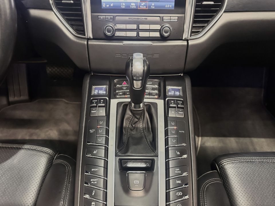 Porsche Macan GTS V6 3.0 360ch PDK7 - SUV de Performance - 39 990 € - image 21