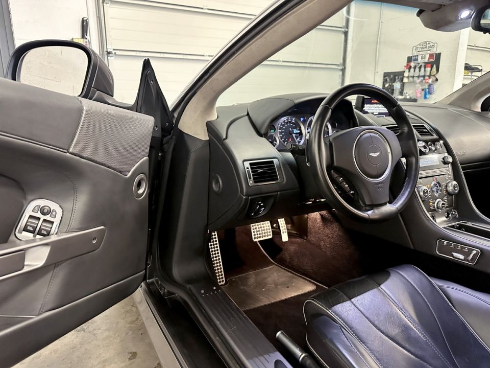 ASTON MARTIN VIRAGE Coupé V12 6.0 496ch BVA6 - Élégance et Performance - 109 990 € - image 17