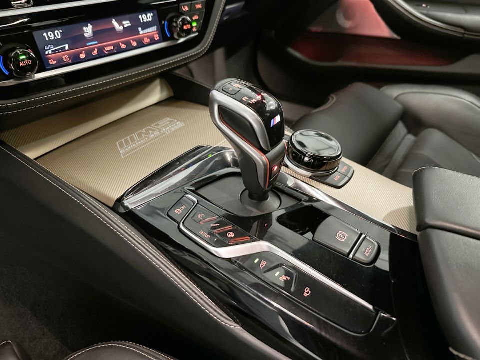 BMW M5 Competition F90 V8 4.4 625ch Edition 35 Jahre BVA8 - Série limitée 1 of 350 - 74 990 € - image 17