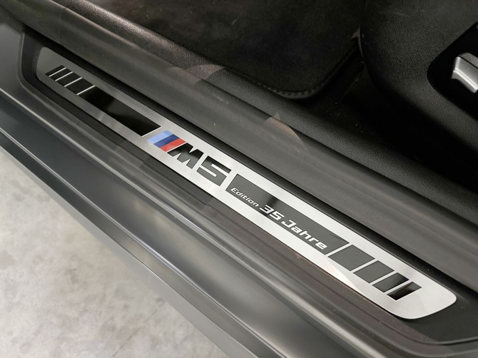 BMW M5 Competition F90 V8 4.4 625ch Edition 35 Jahre BVA8 - Série limitée 1 of 350 - 74 990 € - image 23