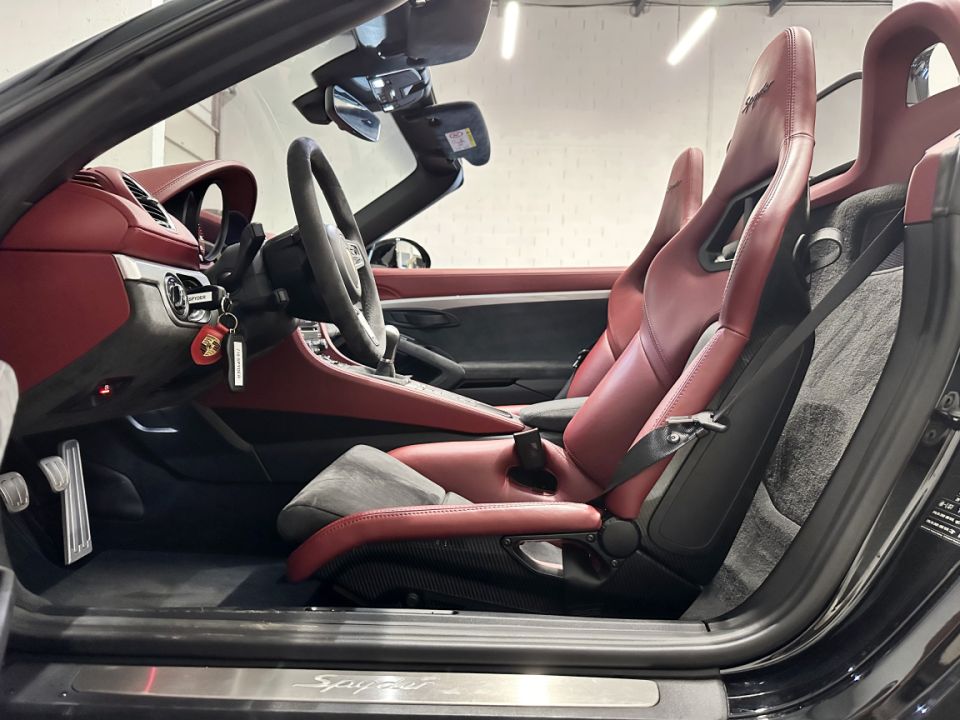 PORSCHE 718 BOXSTER SPYDER 4.0 420ch BVM6 Cabriolet Noir Unie - 116 990 € - image 5