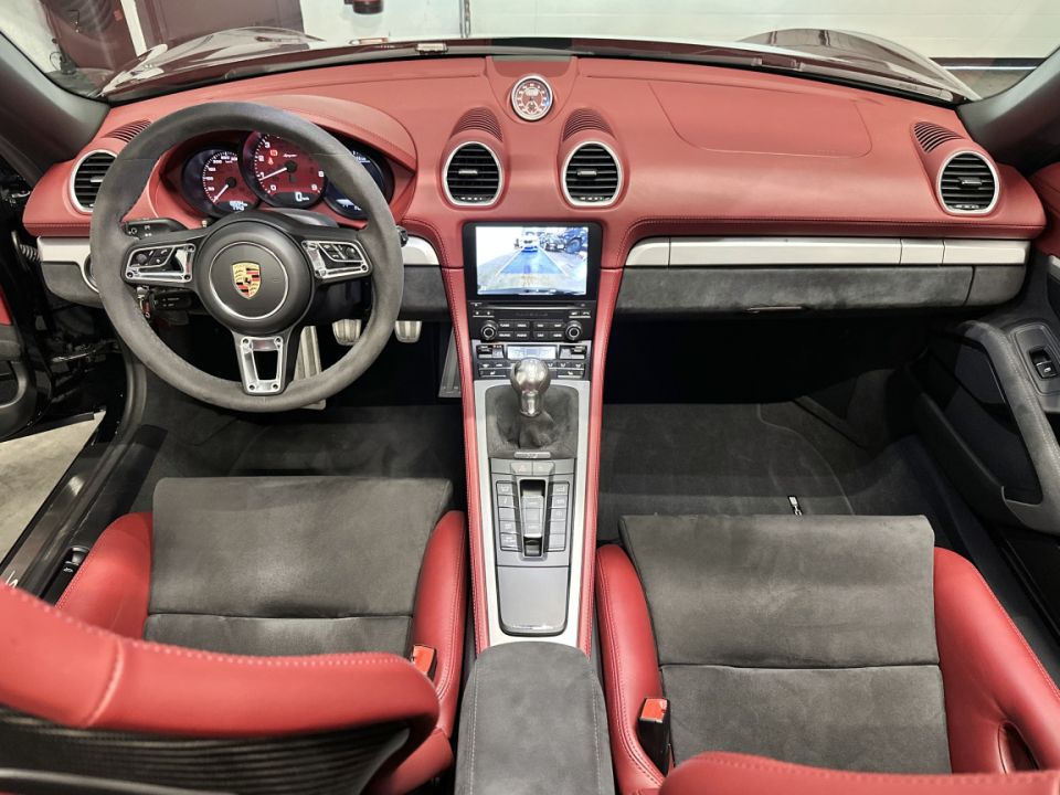 PORSCHE 718 BOXSTER SPYDER 4.0 420ch BVM6 Cabriolet Noir Unie - 116 990 € - image 7