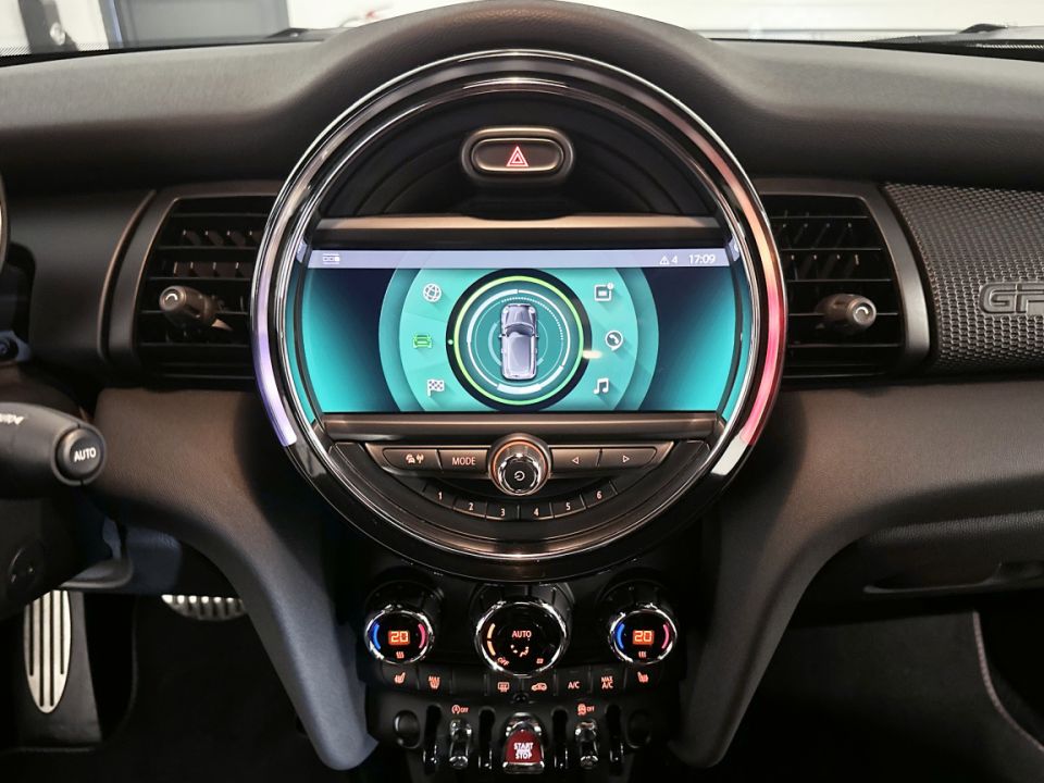 MINI MINI Cooper JCW Edition GP 2.0 306ch BVA8 N°2841/3000 - Le Hangar Bordelais - image 11