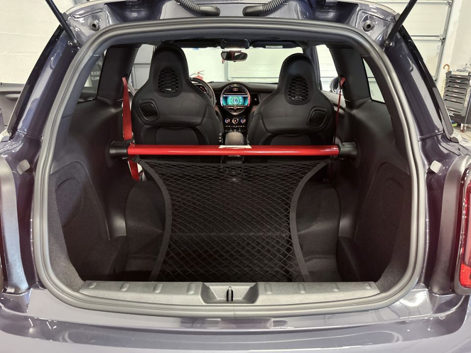 MINI MINI Cooper JCW Edition GP 2.0 306ch BVA8 N°2841/3000 - Le Hangar Bordelais - image 18