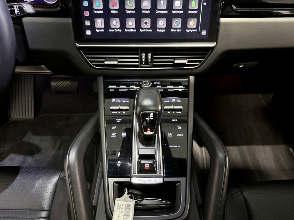 PORSCHE CAYENNE E-Hybrid Coupé V6 3.0 462ch Tiptronic8 - Le Hangar Bordelais - image 19