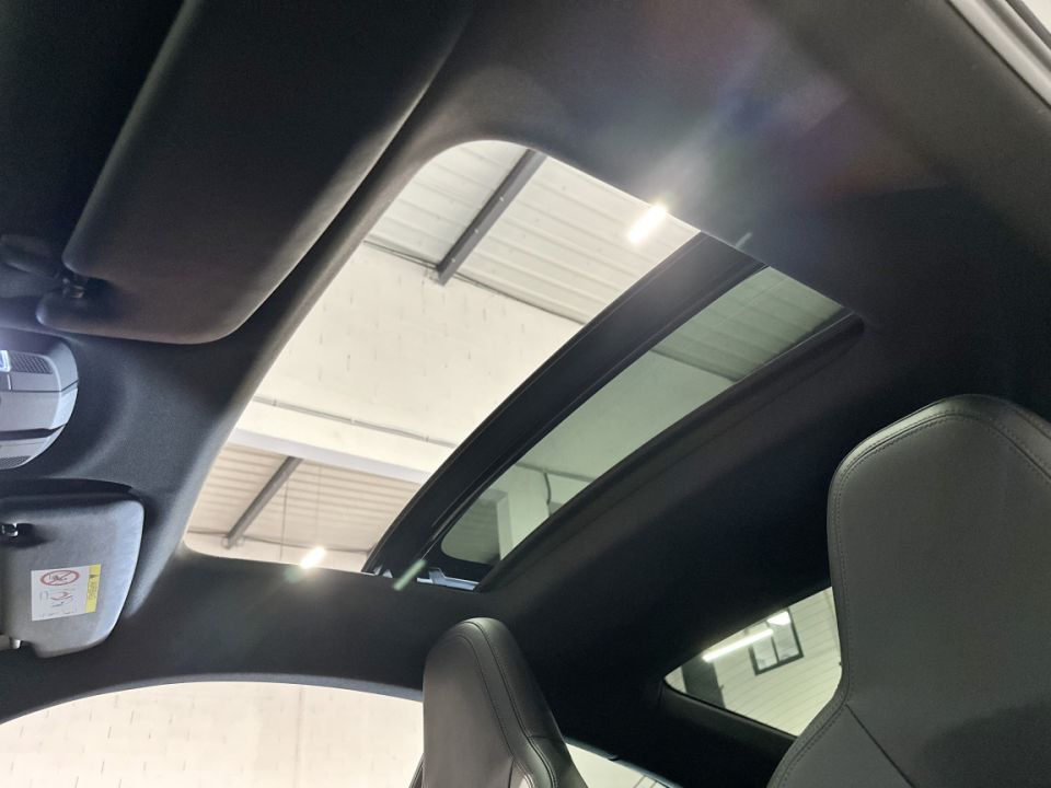 PORSCHE 911 Type 992 Carrera S Coupé 3.0 450ch PDK8 - Le Hangar Bordelais - image 17