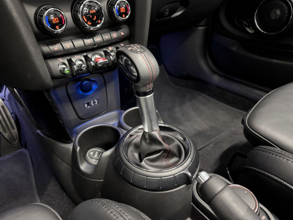 MINI COOPER F57 JCW Cabriolet 2.0 231ch BVA6 Exclusive Design - Le Hangar Bordelais - image 16