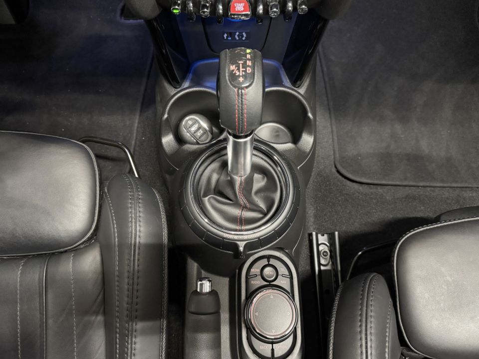 MINI COOPER F57 JCW Cabriolet 2.0 231ch BVA6 Exclusive Design - Le Hangar Bordelais - image 18