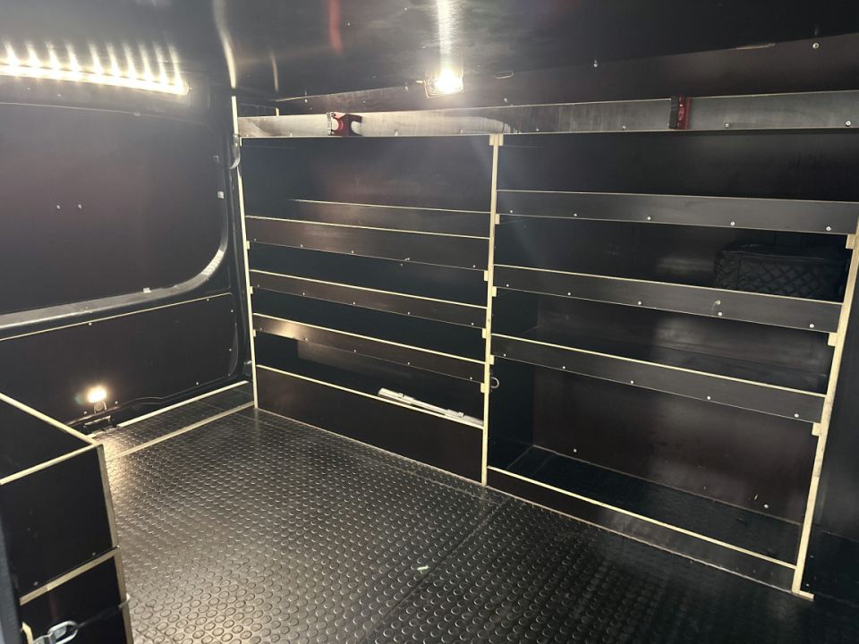 Mercedes Vito 119 CDI 2.0 190ch 9G-Tronic RWD TVA Récupérable - Praticité et Performance - 49 990 € - image 14