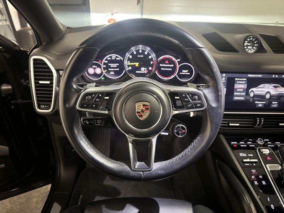 PORSCHE CAYENNE E-Hybride Coupé V6 3.0 462ch Tiptronic8 - Le Hangar Bordelais - image 13