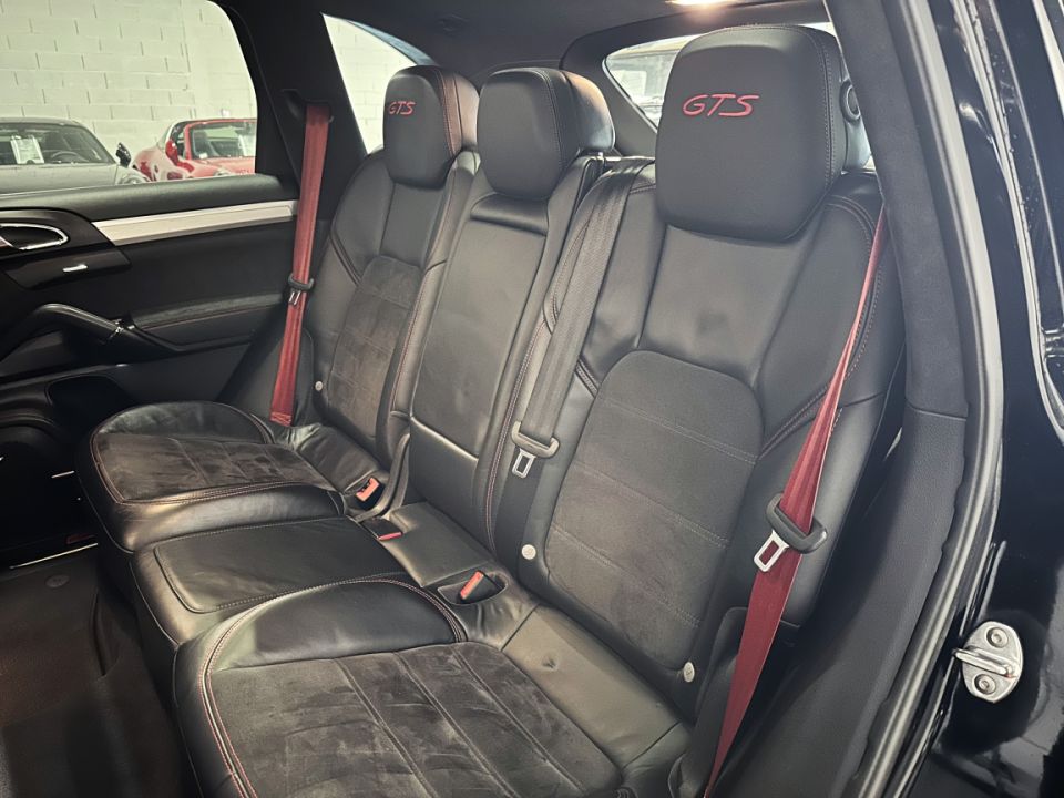 PORSCHE CAYENNE GTS V6 3.6 440ch Tiptronic S - SUV Noir Intense - 51 990 € - image 9