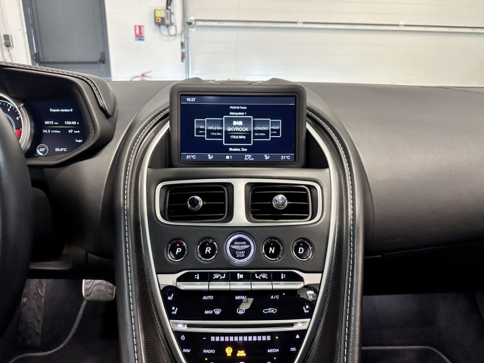 ASTON MARTIN DB11 COUPE V12 5.2 608ch BVA8 - Le Hangar Bordelais - image 13