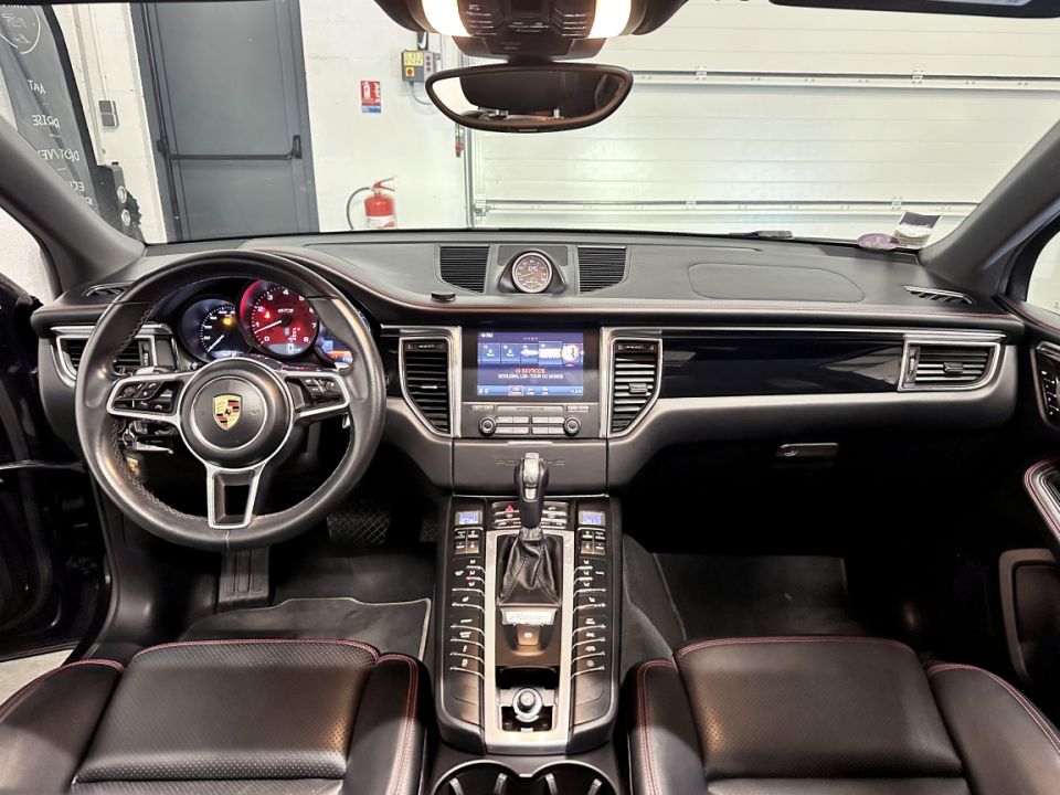 PORSCHE MACAN GTS V6 3.0 360ch PDK7 - Le Hangar Bordelais - image 11