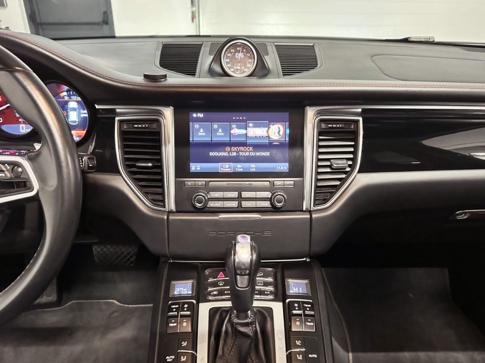 PORSCHE MACAN GTS V6 3.0 360ch PDK7 - Le Hangar Bordelais - image 16