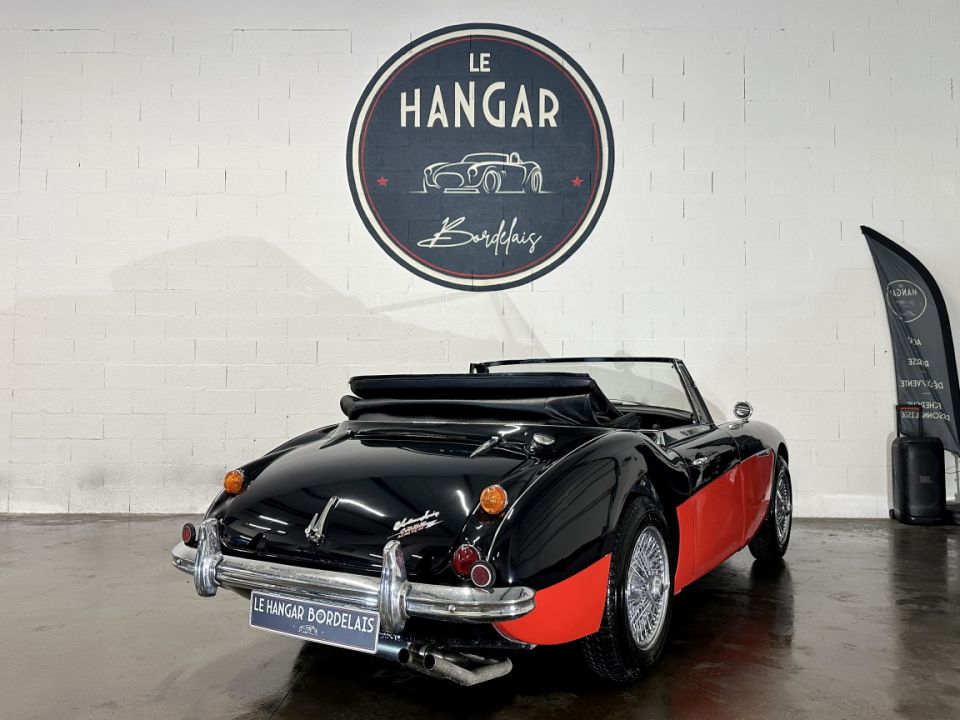 AUSTIN HEALEY 3000 MK III L6 2.9 BJ8 150ch BVM4 Overdrive Cabriolet - Le Hangar Bordelais - image 8
