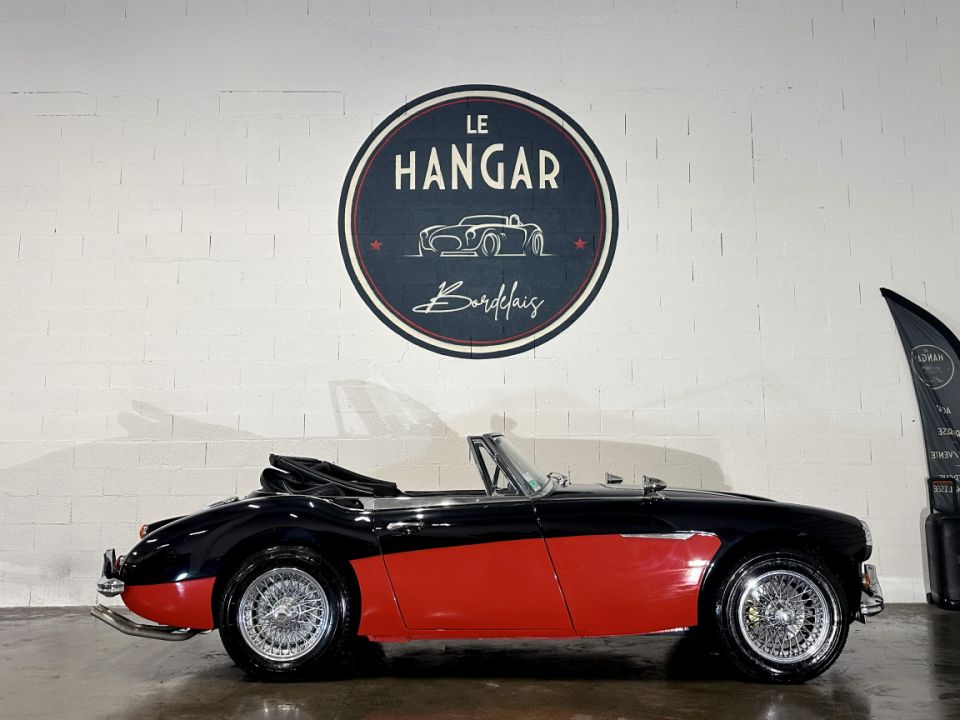 AUSTIN HEALEY 3000 MK III L6 2.9 BJ8 150ch BVM4 Overdrive Cabriolet - Le Hangar Bordelais - image 10