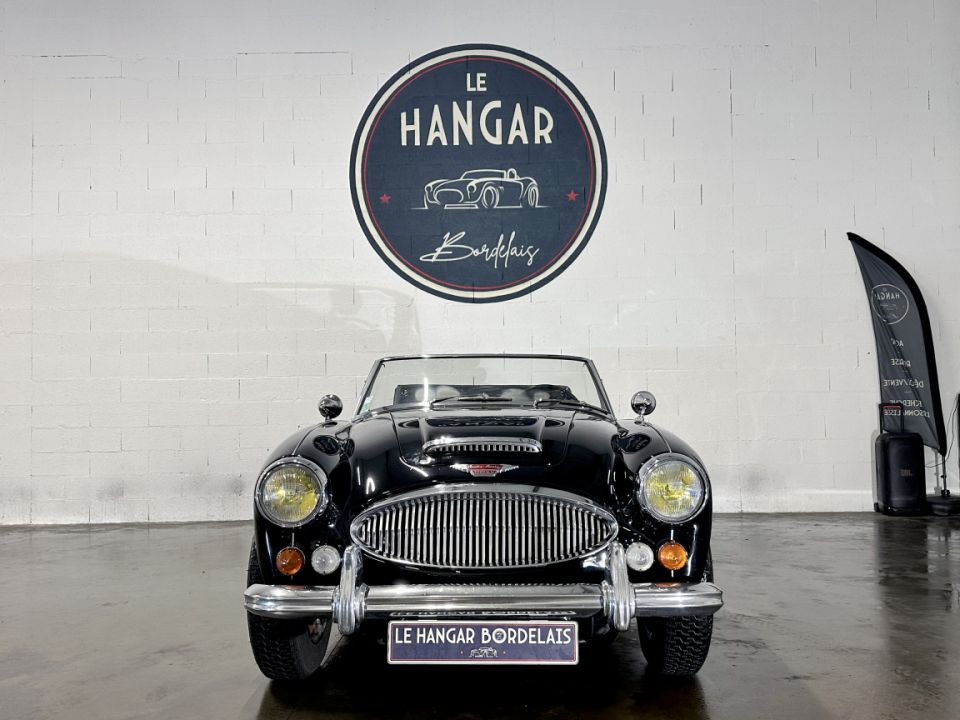 AUSTIN HEALEY 3000 MK III L6 2.9 BJ8 150ch BVM4 Overdrive Cabriolet - Le Hangar Bordelais - image 14