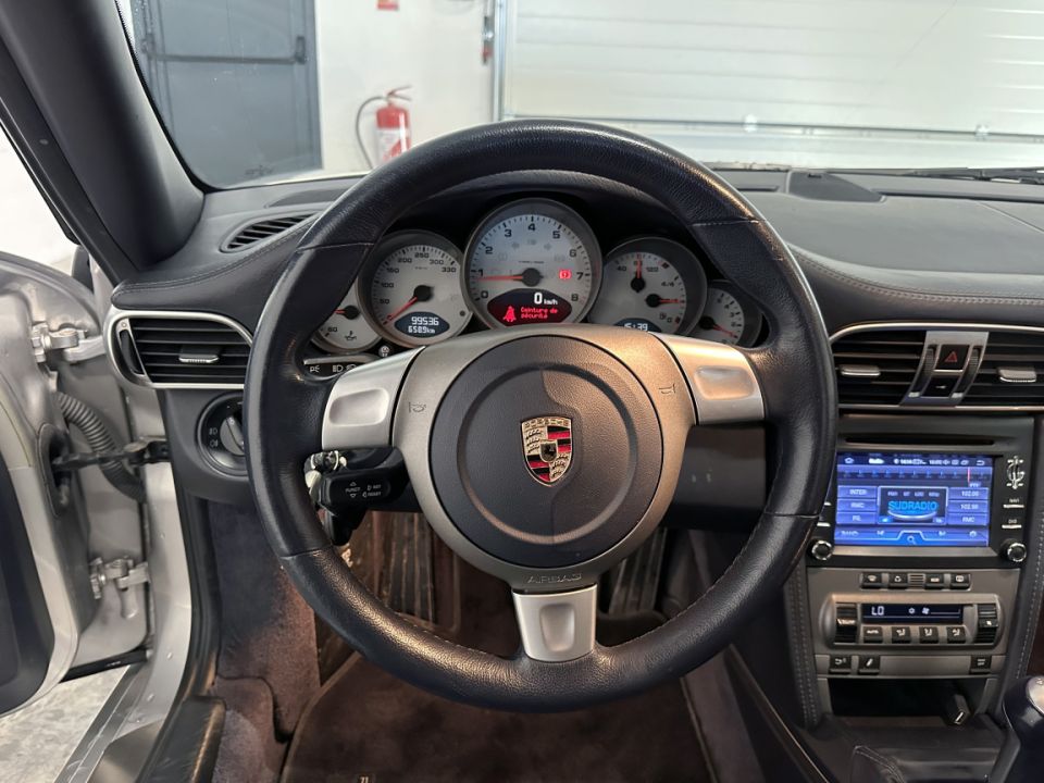 PORSCHE 911 Type 997 Carrera 4S Coupé 3.8 355ch BVM6 - Le Hangar Bordelais - image 11