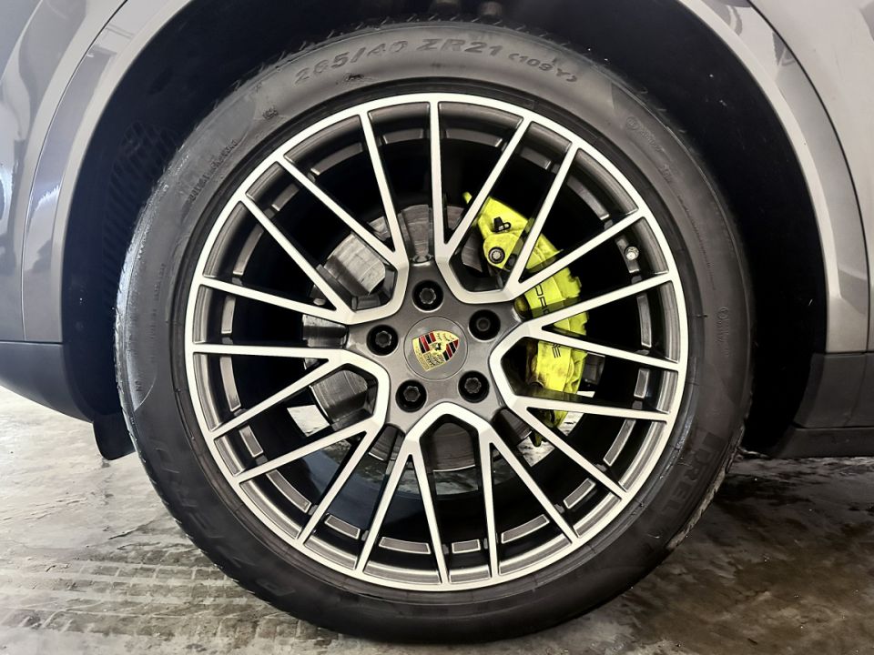 PORSCHE CAYENNE E-Hybrid V6 3.0 462ch Tiptronic BVA8 - Le Hangar Bordelais - image 15